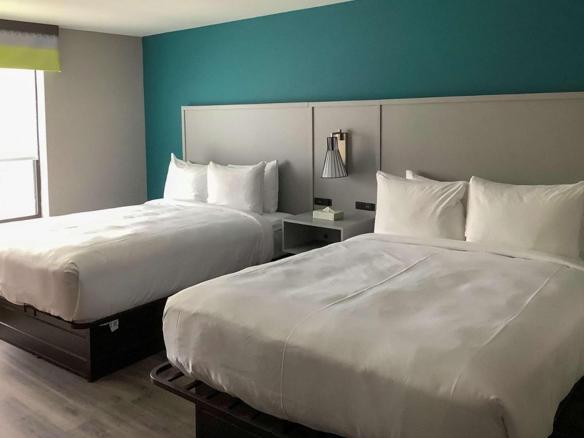 Comfort Suites Colorado Springs East - Medical Center Area Dış mekan fotoğraf