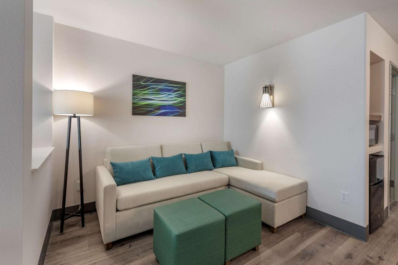 Comfort Suites Colorado Springs East - Medical Center Area Dış mekan fotoğraf
