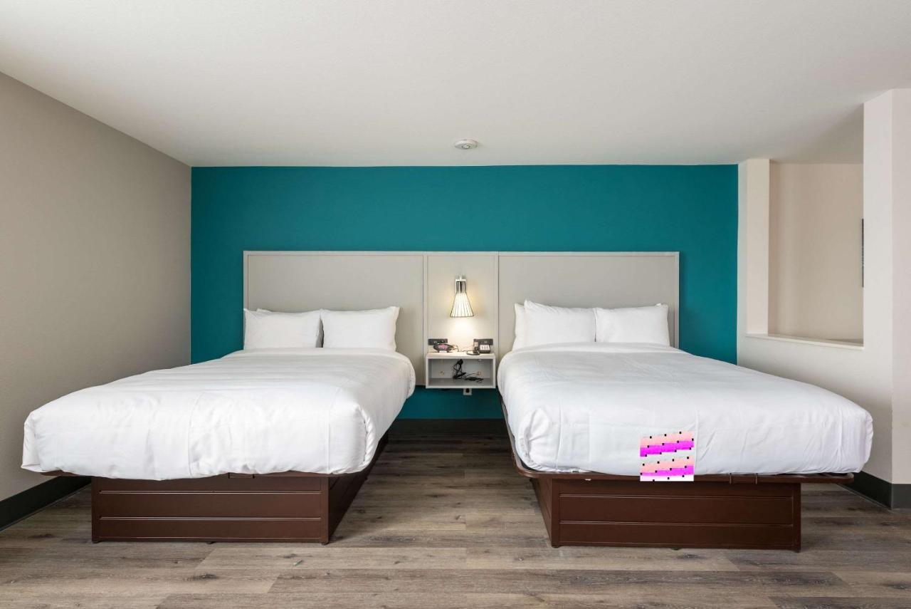 Comfort Suites Colorado Springs East - Medical Center Area Dış mekan fotoğraf