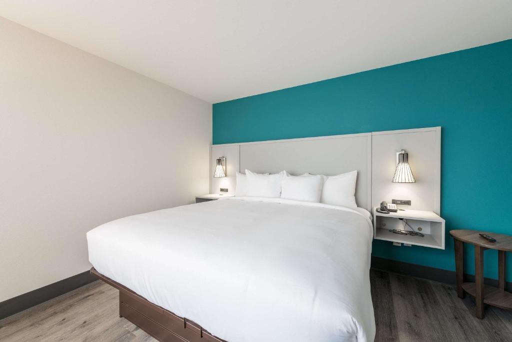Comfort Suites Colorado Springs East - Medical Center Area Dış mekan fotoğraf