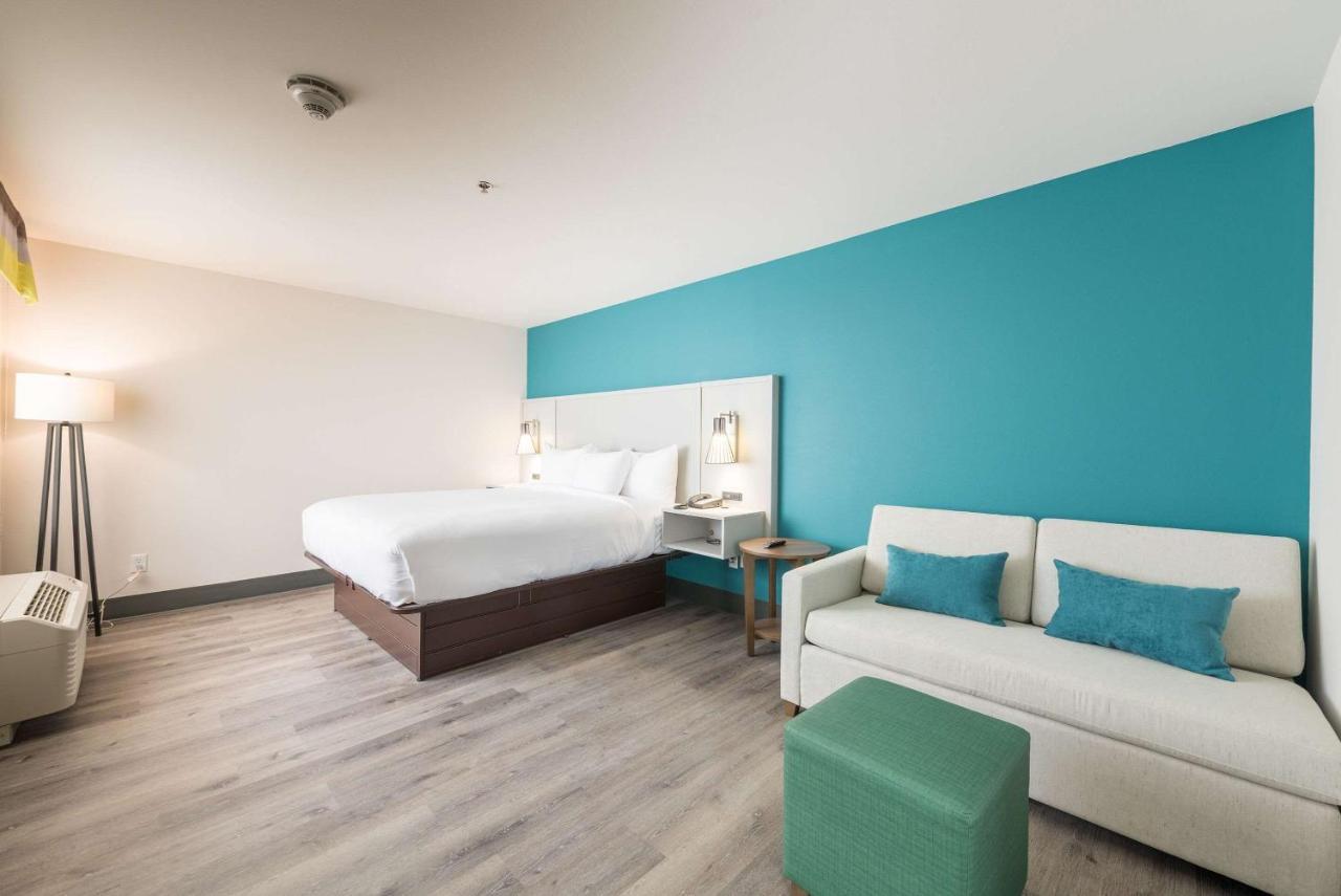 Comfort Suites Colorado Springs East - Medical Center Area Dış mekan fotoğraf