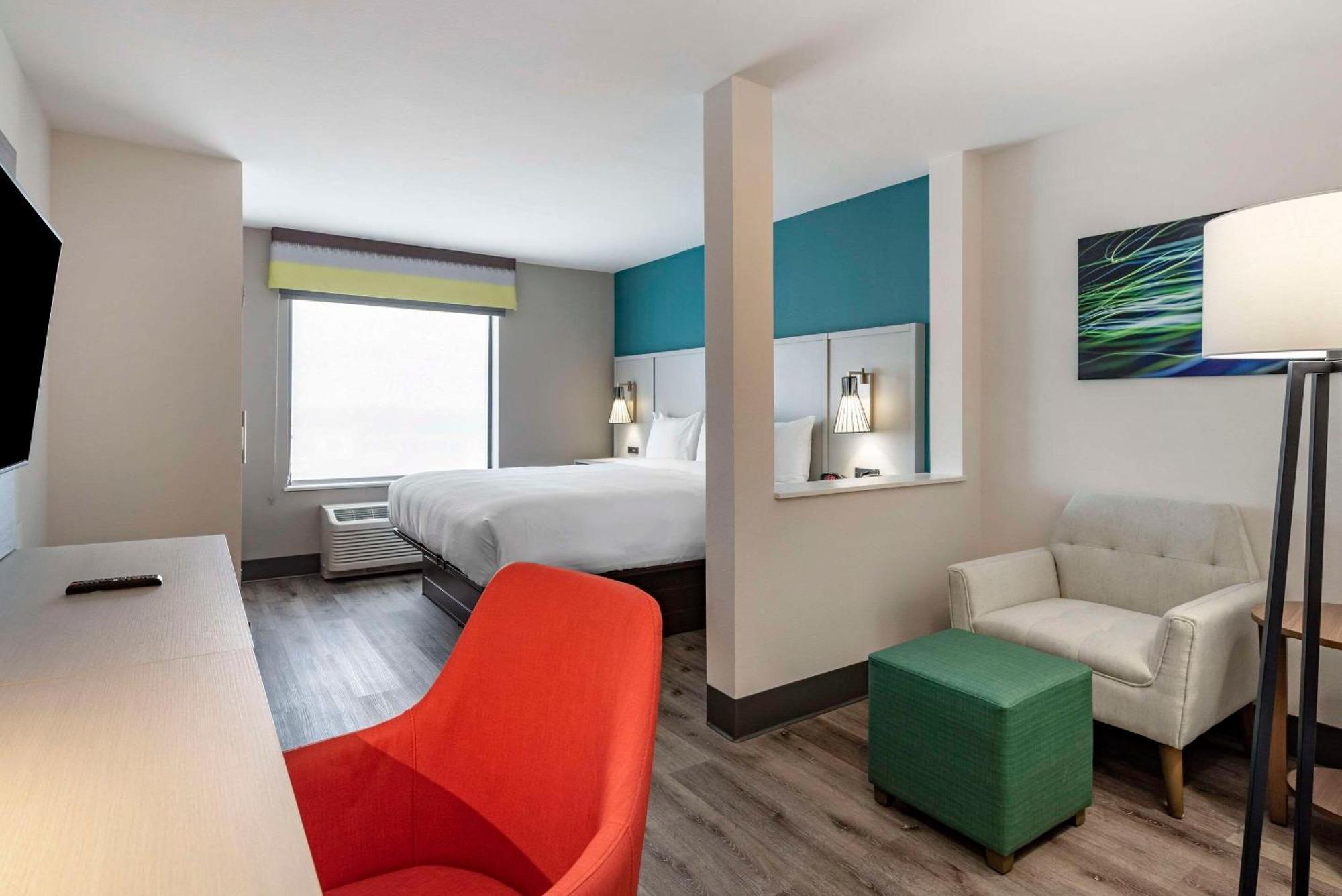 Comfort Suites Colorado Springs East - Medical Center Area Dış mekan fotoğraf